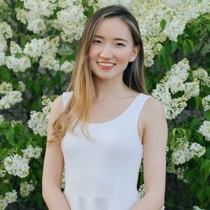 Meet your Posher, Emma